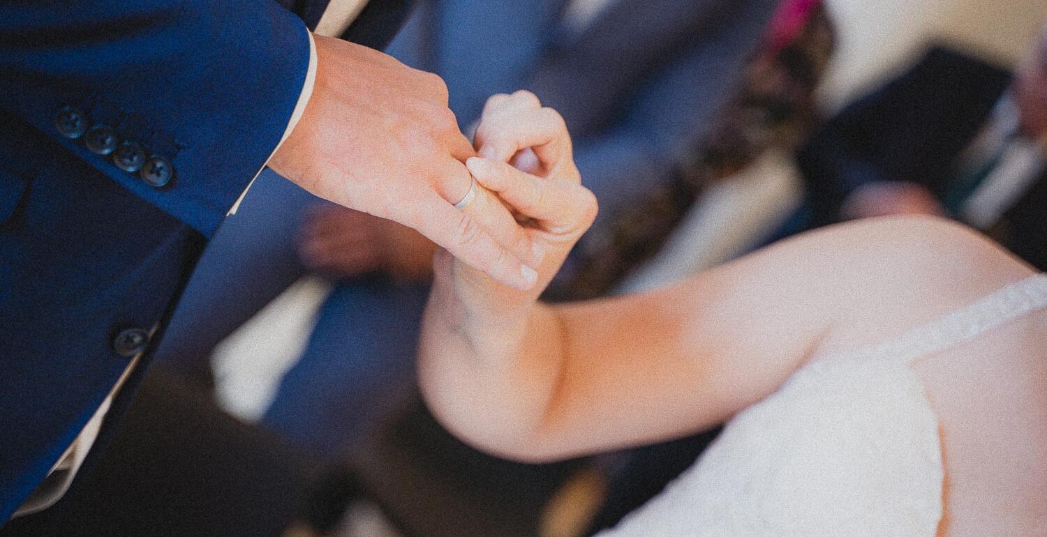 Daniela und Max mit Ring